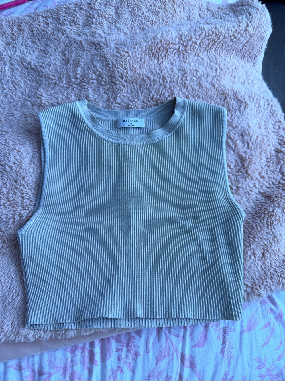 Babaton Ribbed Crop Tank Top in Beige